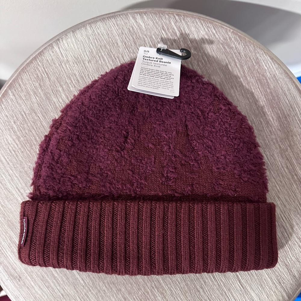 NWT Lululemon Women's Ombre Knit Textured Beanie Red Merlot RDMR